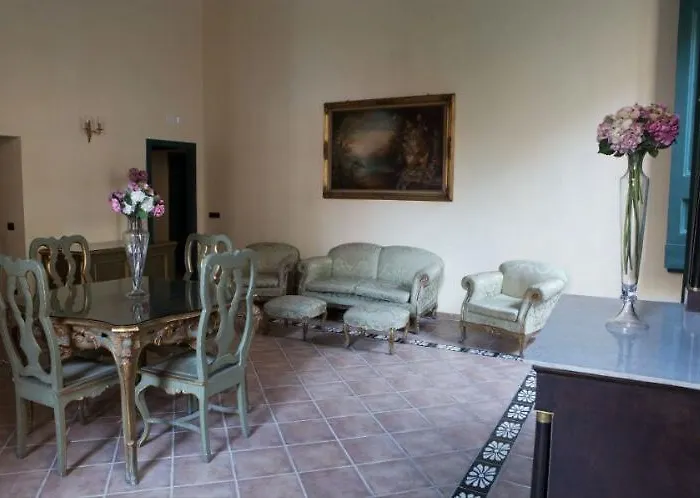 Oda ve Kahvaltı Memini Napoli